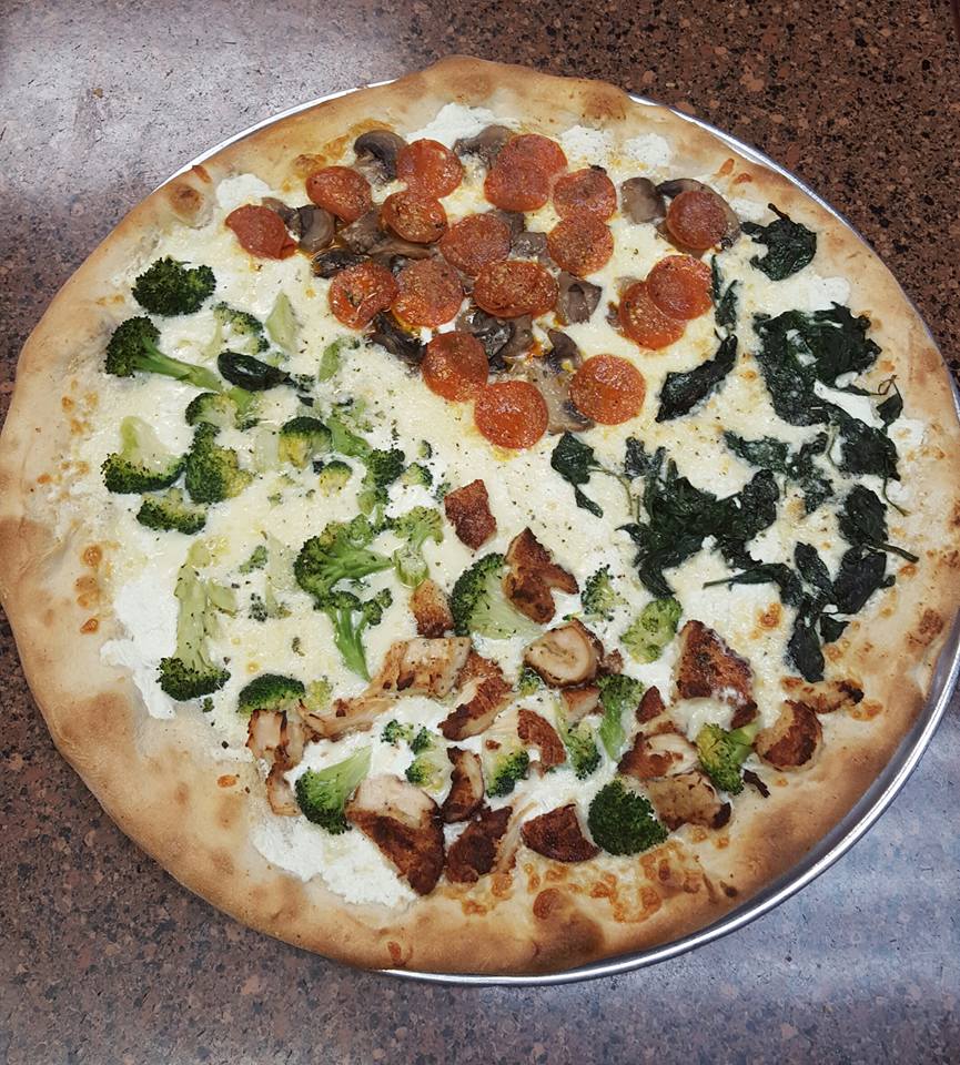 Pinos Pizza & Restaurant - meal takeaway  | Photo 2 of 10 | Address: 280 Woodbridge Ave Unit 1B, Woodbridge Township, NJ 07095, USA | Phone: (732) 634-9304