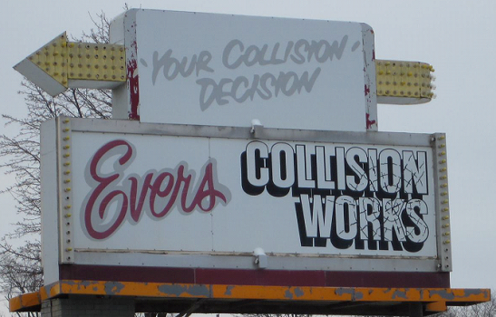 Evers Collision Works | 3001 Maumee Ave, Fort Wayne, IN 46803, USA | Phone: (260) 422-2213