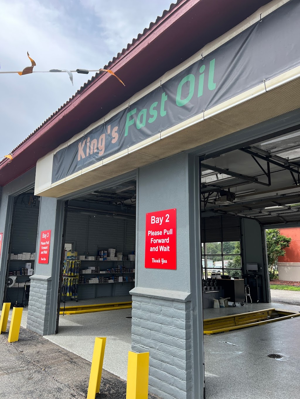 Kings Fast Oil | 8506 Maple St, Omaha, NE 68134, USA | Phone: (531) 772-0895