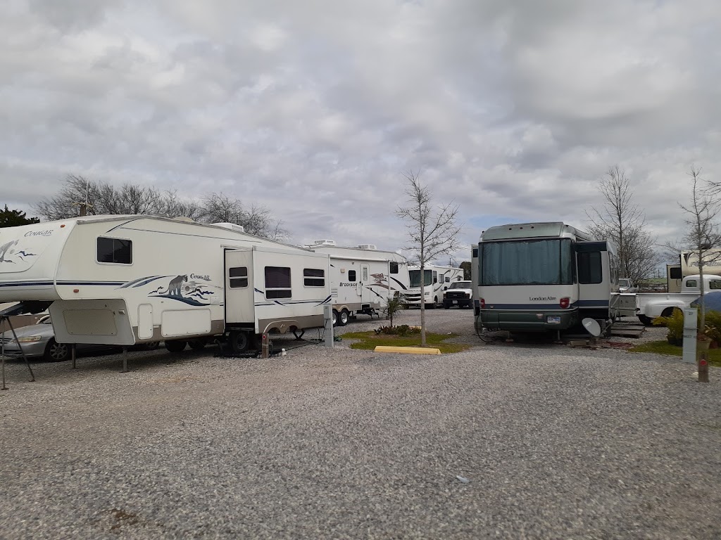 Houma RV Park | 1619 Grand Caillou Rd, Houma, LA 70363, USA | Phone: (985) 498-0525