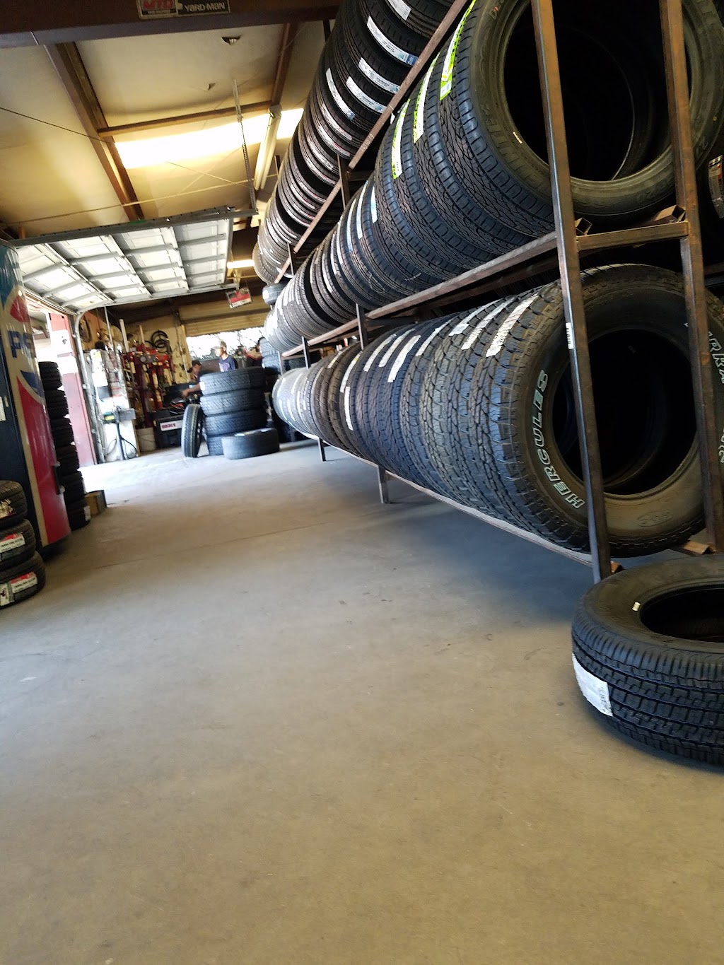 Fast Tire Service | 27735 CA-145, Madera, CA 93638, USA | Phone: (559) 673-2191