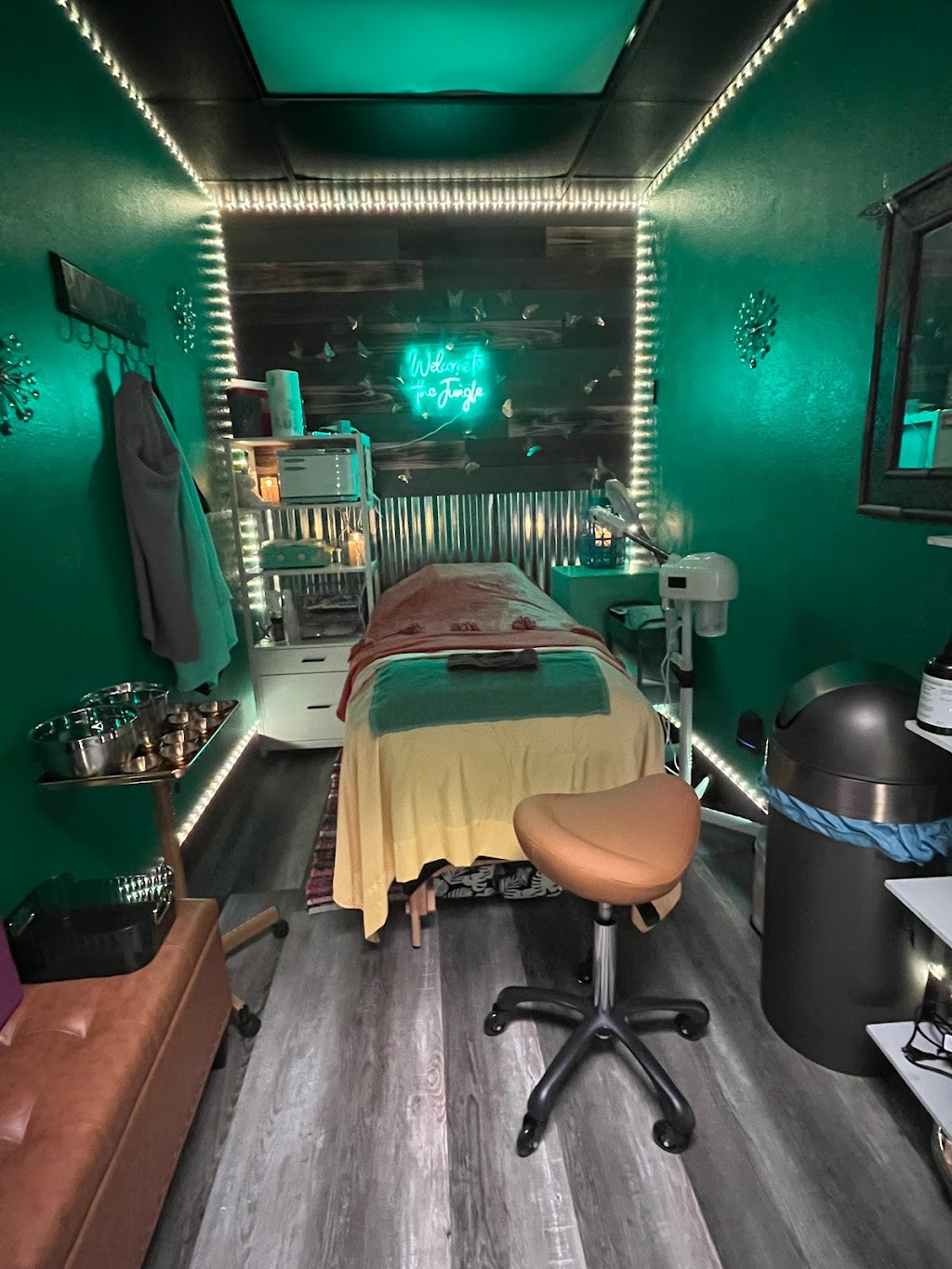 Jungle Dream SPA | 1015 Goodnight Blvd Unit c, Wills Point, TX 75169, USA | Phone: (469) 490-2308