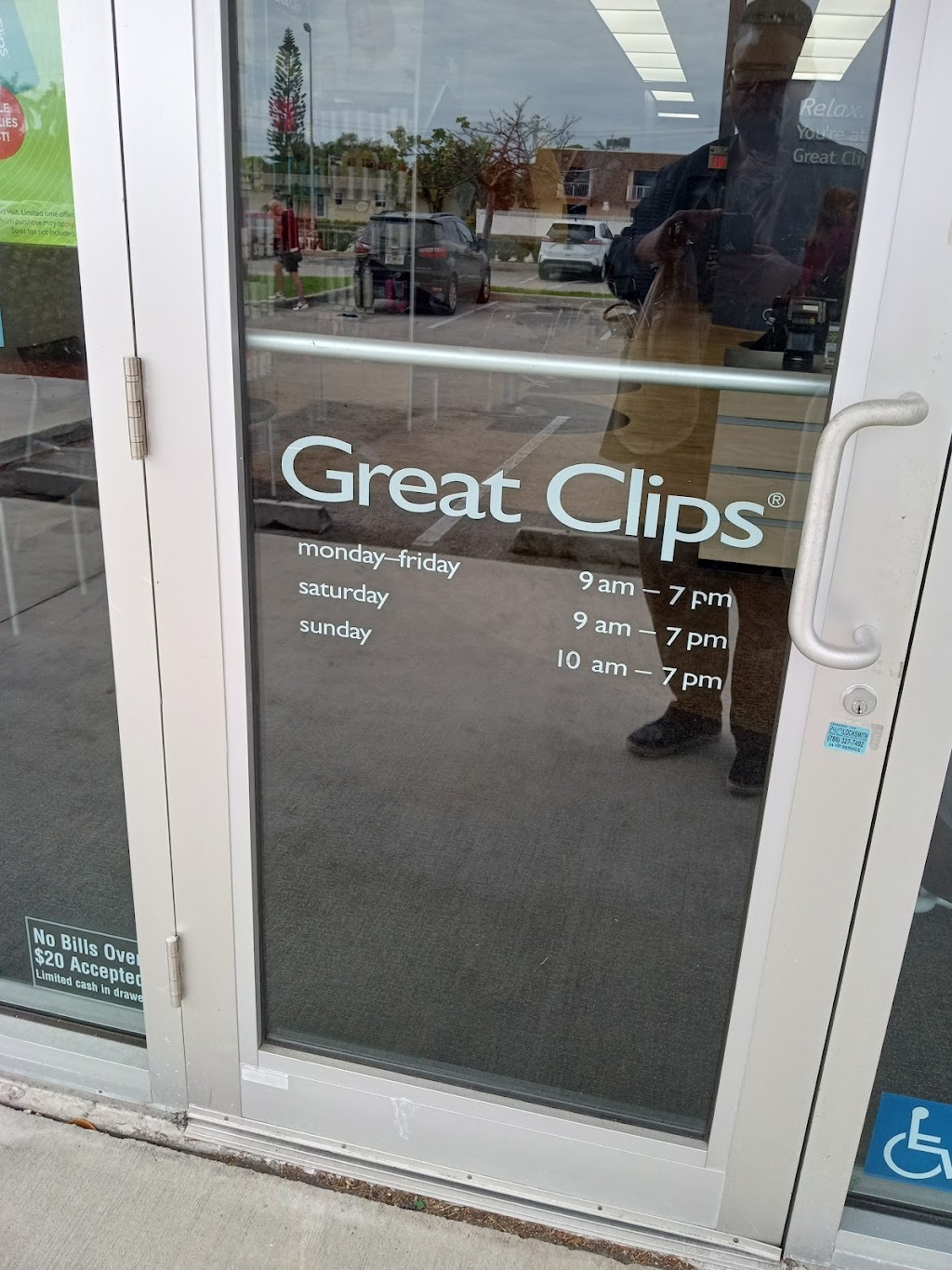 Great Clips | 1754 Sheridan St Ste A101, Hollywood, FL 33020, USA | Phone: (954) 404-6817