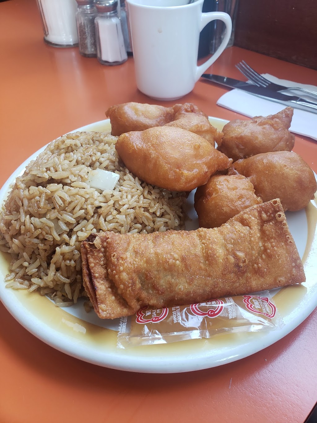 Far East Chinese Restaurant | 6536 Thorold Stone Rd, Niagara Falls, ON L2J 1B3, Canada | Phone: (905) 356-2462