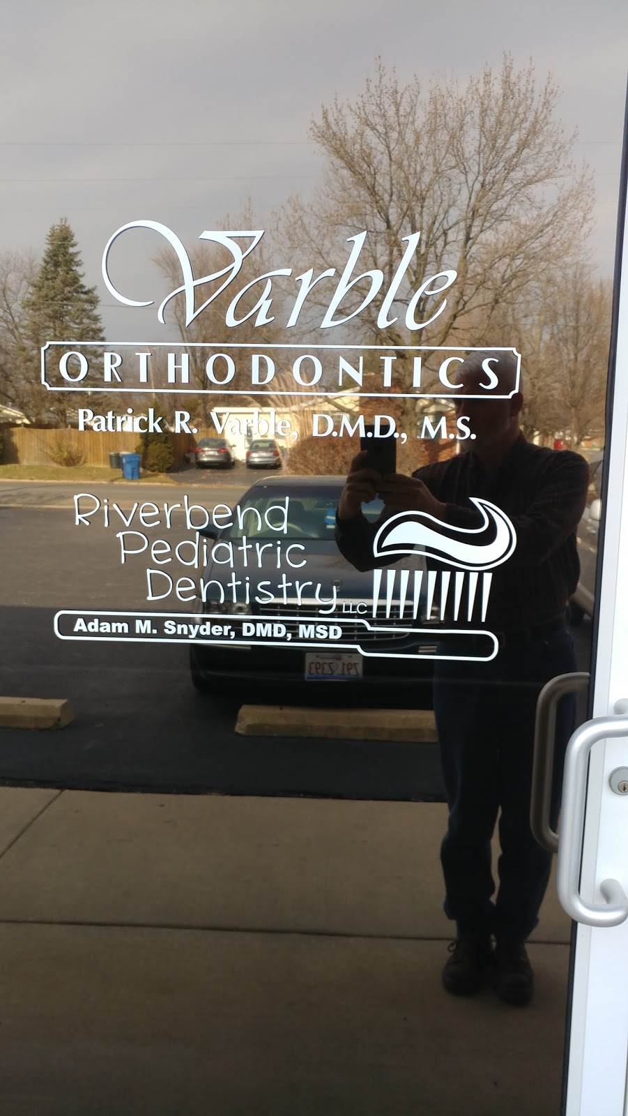 Riverbend Pediatric Dentistry, LLC | 705 Kansas St, Bethalto, IL 62010, USA | Phone: (618) 596-3725