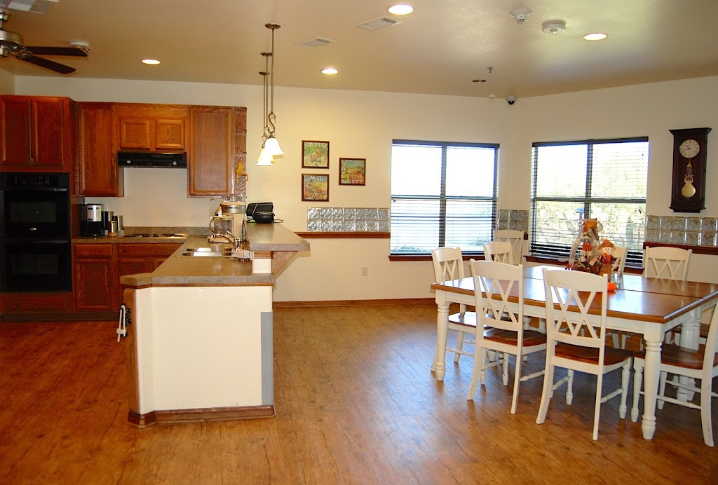 Rocky Hollow Lake House | 1650 Co Rd 245, Georgetown, TX 78633, USA | Phone: (254) 793-2311