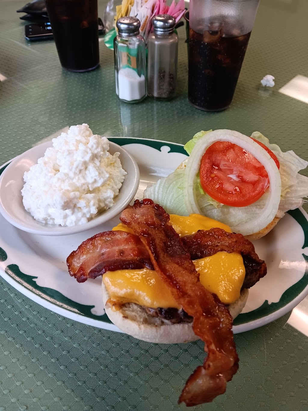 Perrysburg Diner | 11846 Main St, Perrysburg, NY 14129, USA | Phone: (716) 532-3518