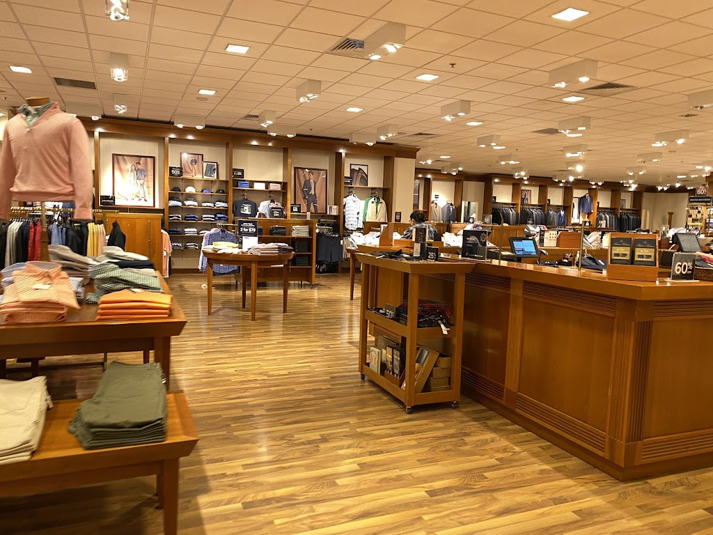 Brooks Brothers | 4401 N Interstate Hwy 35 Suite 777, Round Rock, TX 78664, USA | Phone: (512) 869-3076
