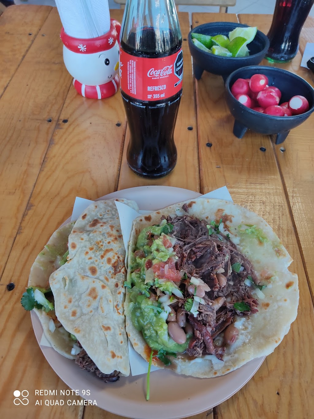 Tacos El Gran Perron | Blvd. Alfredo Bonfil, Amp ejido Mazatlán, 22707 Rosarito, B.C., Mexico | Phone: 661 133 8729