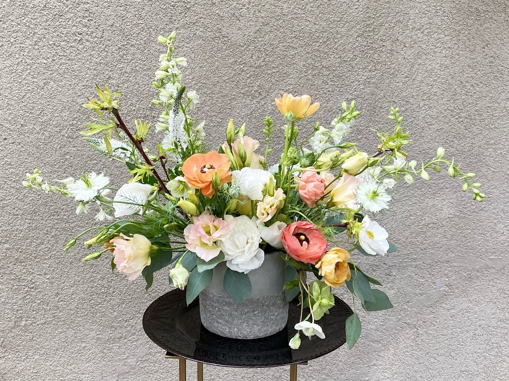 Naho’s Floral Design | 7080 Westmoorland Dr, Berkeley, CA 94705 | Phone: (510) 898-1701