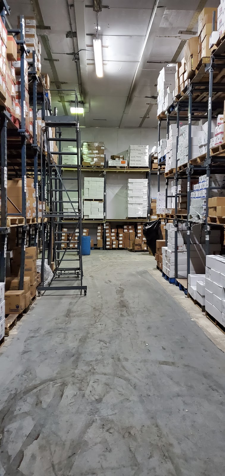 B & W Cold Storage | 4307 30th St W, Bradenton, FL 34205, USA | Phone: (941) 756-5575