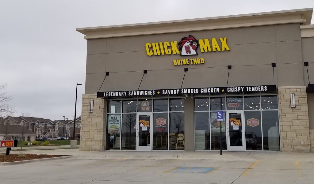 Chick N Max | 3520 N Maize Rd, Wichita, KS 67205, USA | Phone: (316) 977-7030