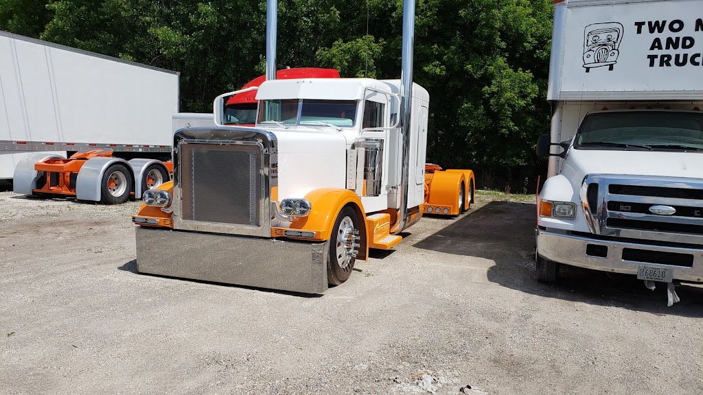 Total Appearance - Truck Painting & Graphics | 1291 Hickory St, Pewaukee, WI 53072, USA | Phone: (262) 691-1410