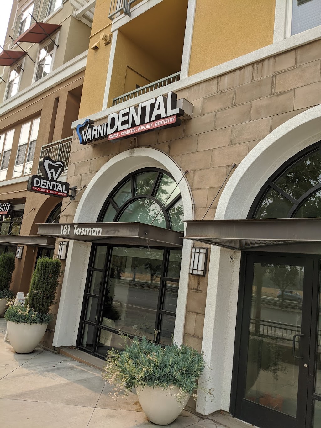 Varni Dental | 181 E Tasman Dr STE 60, San Jose, CA 95134, USA | Phone: (408) 901-0101