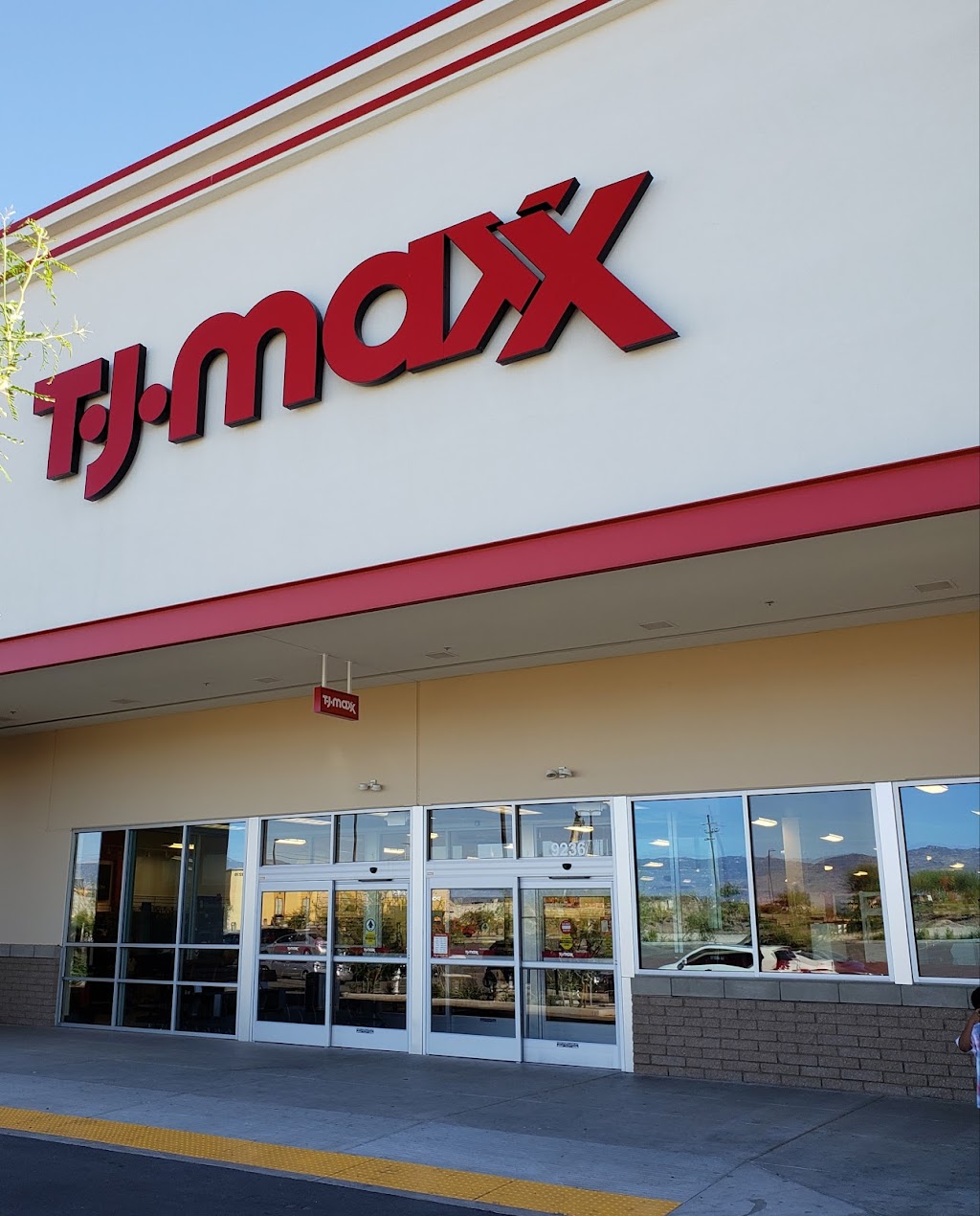 T.J. Maxx | 9236 S Houghton Rd, Tucson, AZ 85747, USA | Phone: (520) 574-3584