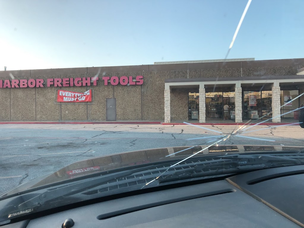 Harbor Freight Tools | 303 W Camp Wisdom Rd, Duncanville, TX 75116, USA | Phone: (972) 296-1932