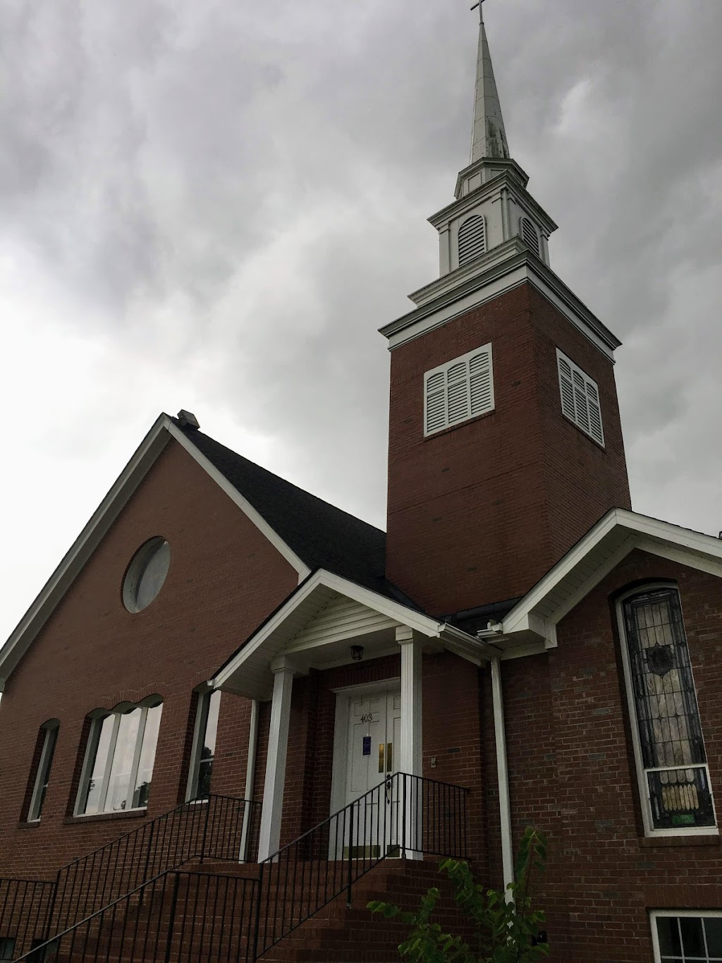 First Baptist Church Four Oaks | 403 N Main St, Four Oaks, NC 27524, USA | Phone: (919) 963-2102