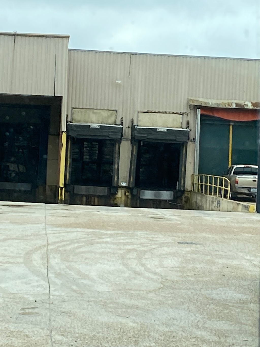 Meyers Warehouse Inc | 13801 Old Gentilly Rd, New Orleans, LA 70129, USA | Phone: (504) 254-1555
