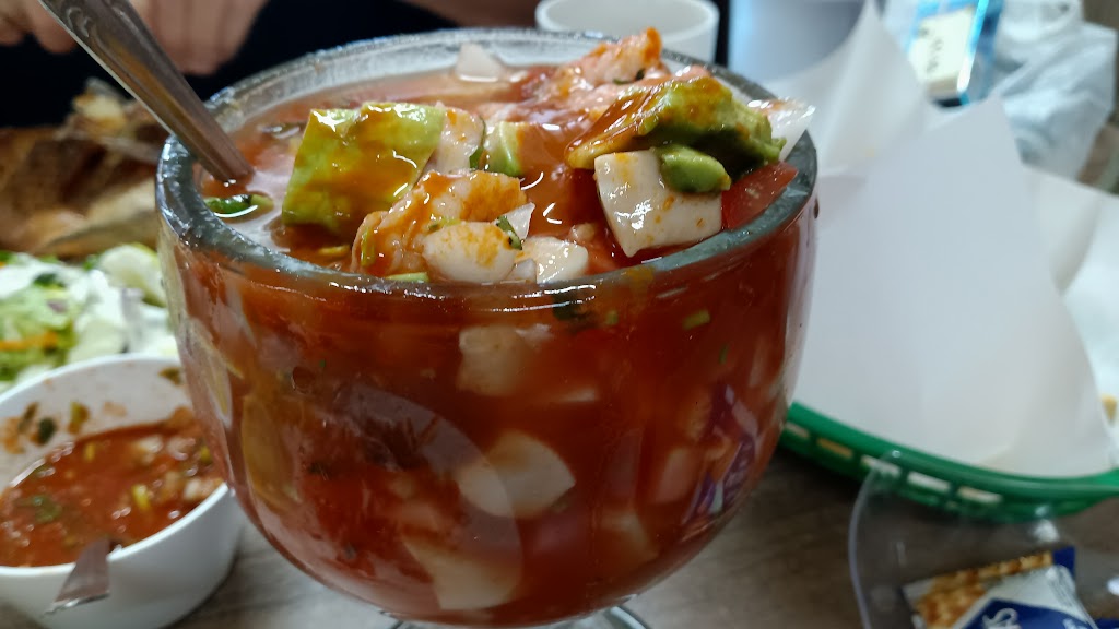 Mariscos Tijuana | 15014 Prairie Ave, Hawthorne, CA 90250, USA | Phone: (310) 675-5702