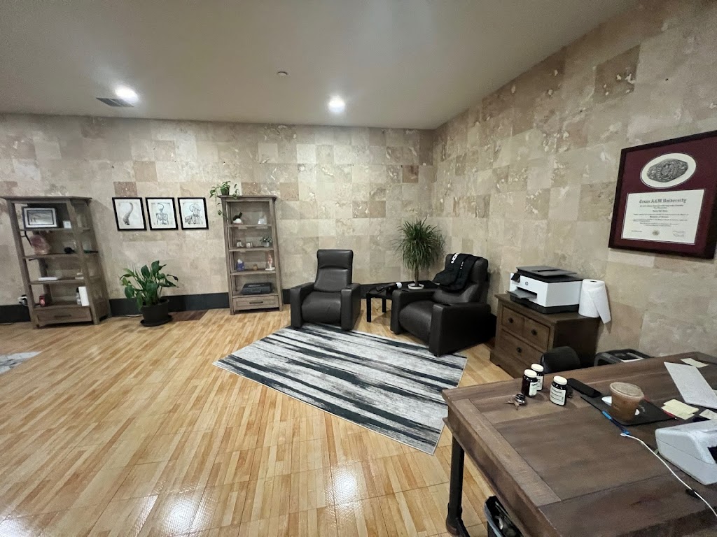 Amplify Chiropractic + Wellness Carrollton 2800 N Interstate 35E