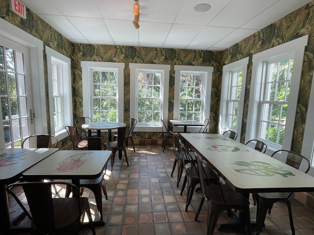 Selby House Café by Michael’s On East | 811 S Palm Ave, Sarasota, FL 34236, USA | Phone: (941) 366-0007