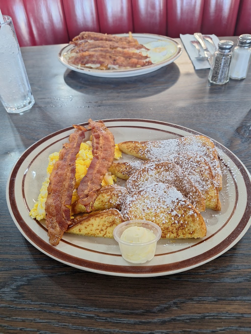 Bellflower Diner | 17018 Bellflower Blvd, Bellflower, CA 90706, USA | Phone: (562) 866-0533