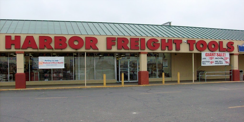 Harbor Freight Tools | 2487 S Seneca St, Wichita, KS 67217, USA | Phone: (316) 269-2779