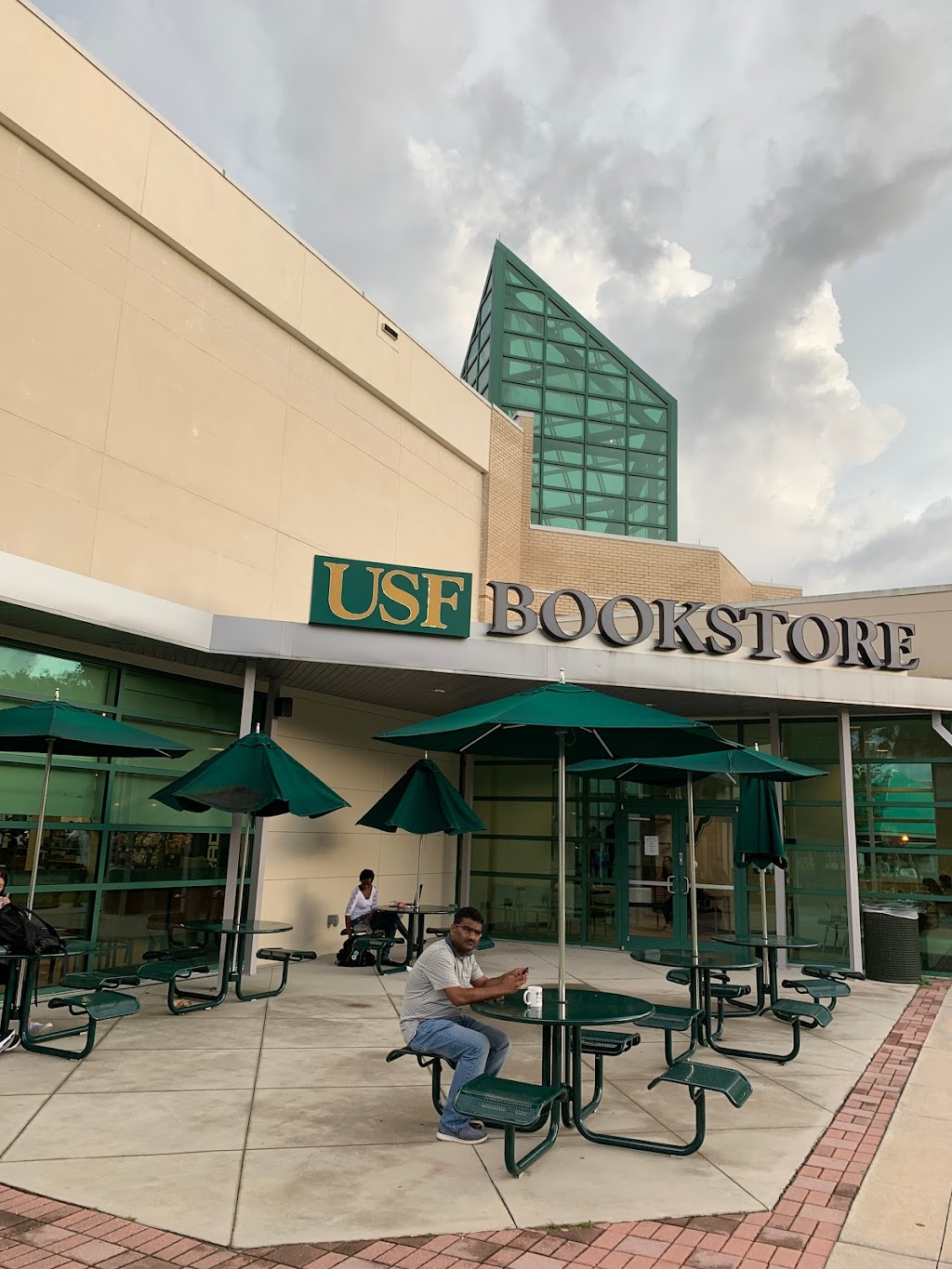 University of South Florida Tampa Bookstore | 4202 E Fowler Ave BKS0269, Tampa, FL 33620, USA | Phone: (813) 974-2631