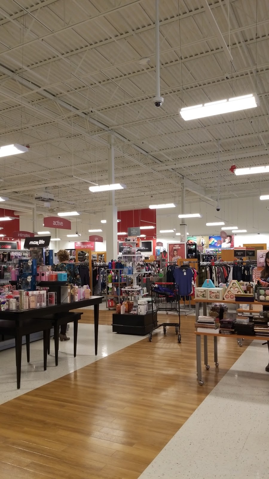 T.J. Maxx | 1965 N Canton Center Rd, Canton, MI 48187, USA | Phone: (734) 844-0548