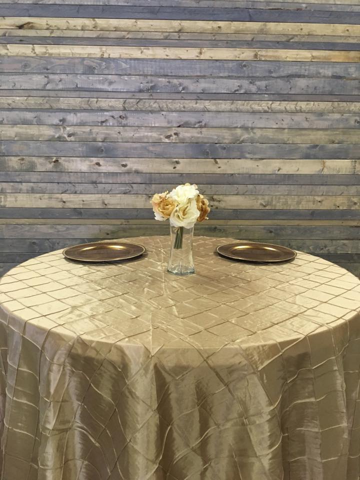 The Event Rental Gallery LLC. | 6925 E County Rd 1500 N, Batesville, IN 47006, USA | Phone: (812) 212-5164