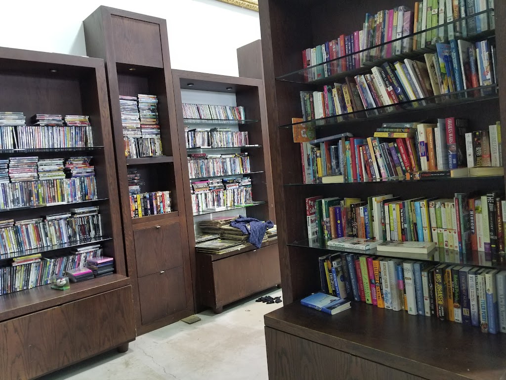 Goodwill - Hallandale | 3149 W Hallandale Beach Blvd, Hallandale Beach, FL 33009, USA | Phone: (954) 989-2405