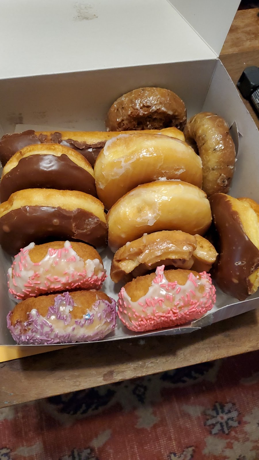 Best Donuts | 859 E Stanley Blvd, Livermore, CA 94550 | Phone: (925) 447-7708