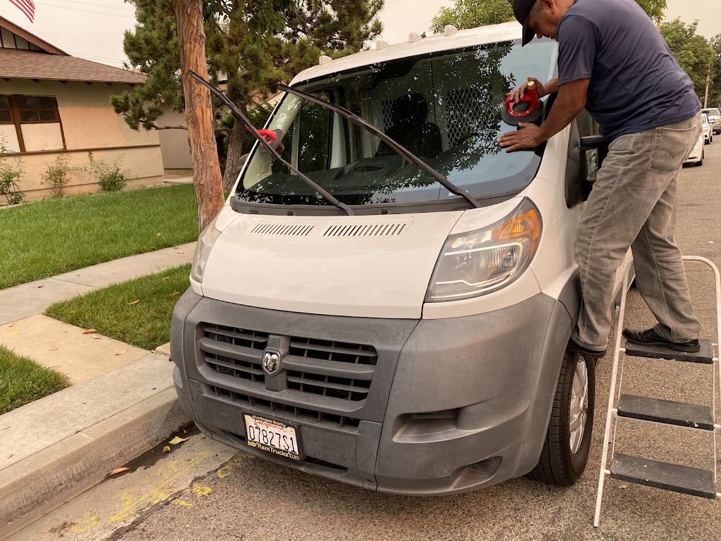 Mobile Windshields & Beyond | 1942 N Deerpark Dr #26, Fullerton, CA 92831, USA | Phone: (714) 600-5100