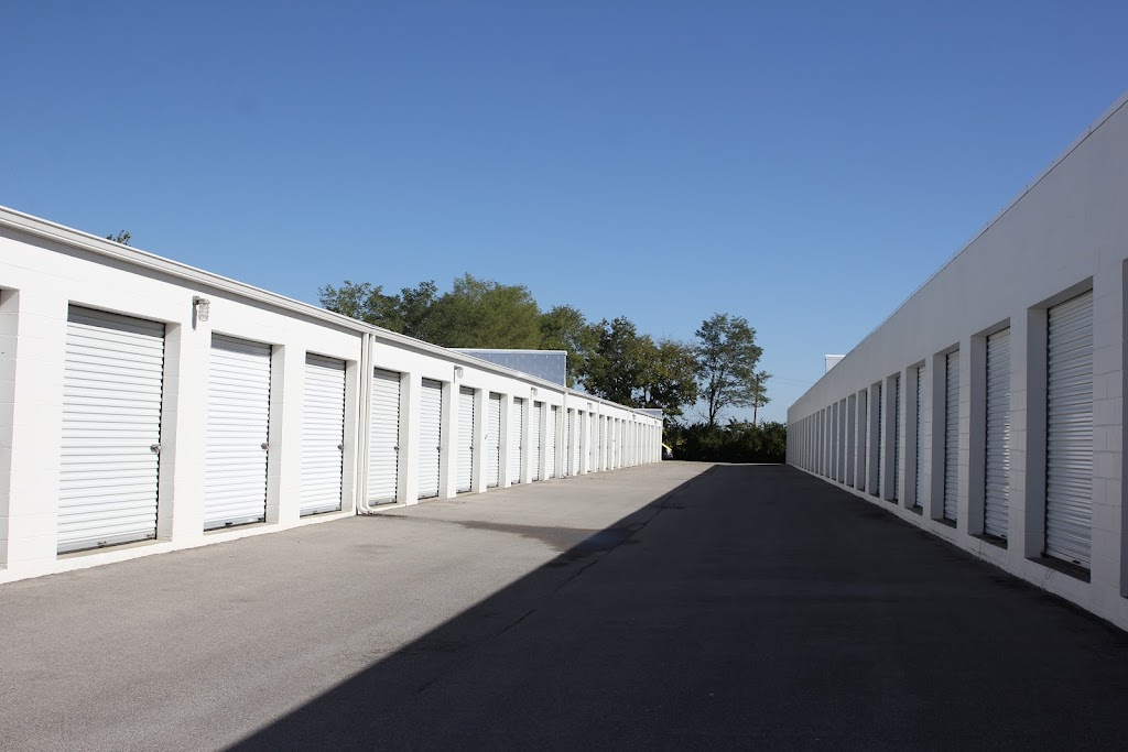 Space Center Storage | 2135 Christian Rd, Lexington, KY 40509, USA | Phone: (859) 233-3636