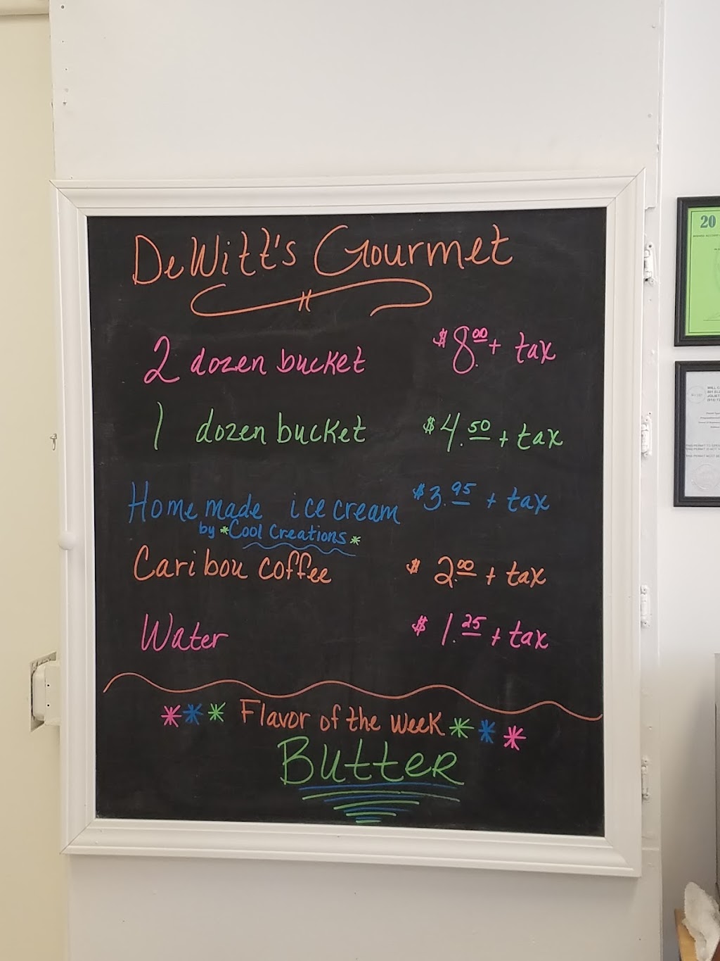 DeWitt’s Gourmet | 20 E Cass St, Joliet, IL 60432 | Phone: (815) 280-5280