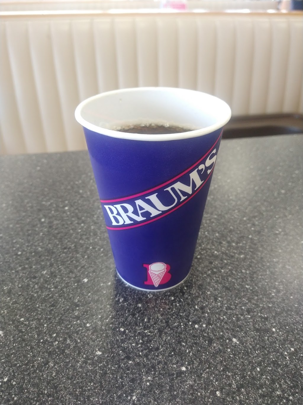 Braums Ice Cream & Dairy Store | 10107 E 71st St, Tulsa, OK 74133, USA | Phone: (918) 459-5325