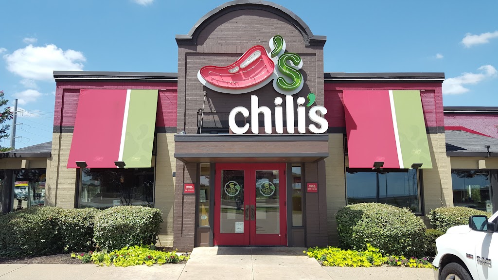 Chilis Grill & Bar - restaurant  | Photo 1 of 10 | Address: 800 W State Hwy 114, Grapevine, TX 76051, USA | Phone: (817) 329-1030