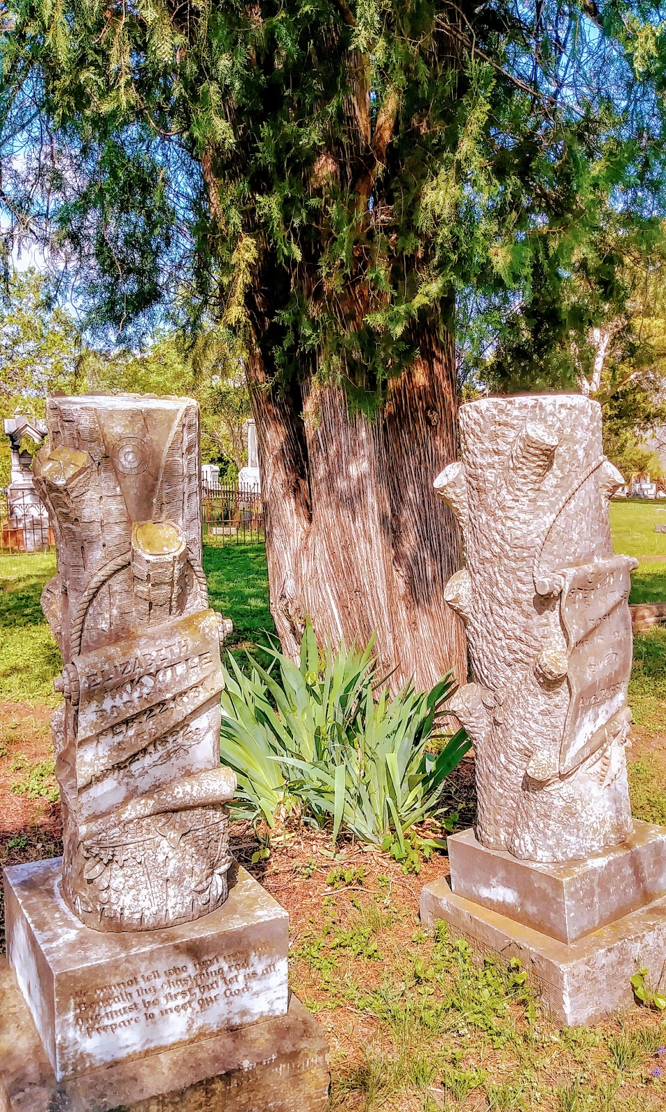 Waxahachie City Cemetery | 300 S Hawkins St, Waxahachie, TX 75165, USA | Phone: (469) 309-4270