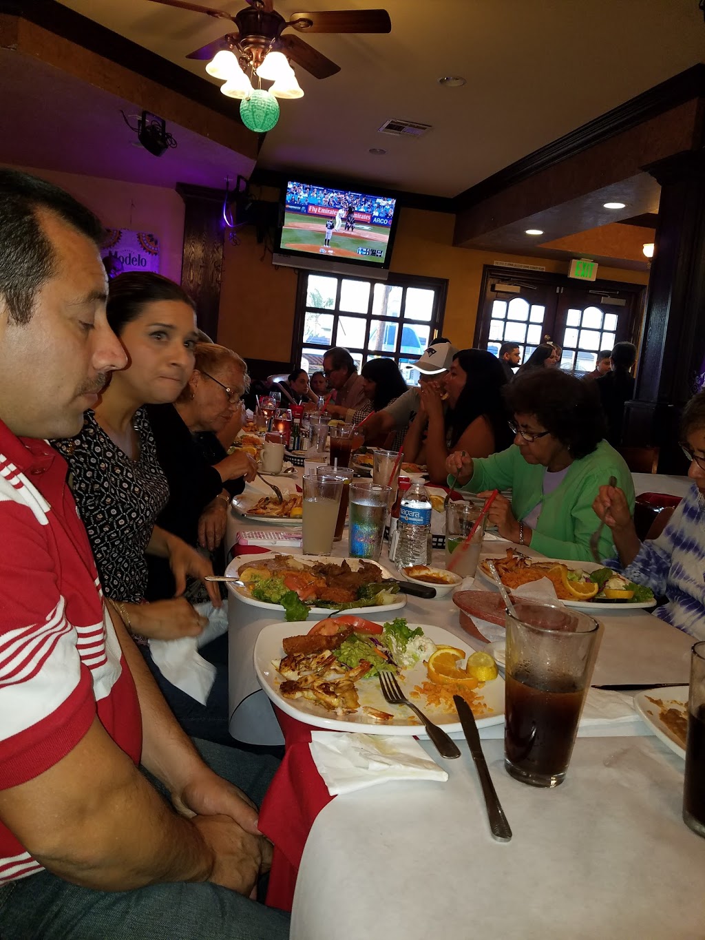 El Pescador | 4108 Florence Ave, Bell, CA 90201, USA | Phone: (323) 560-0490