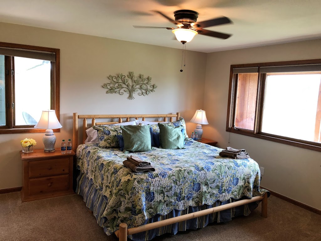 Hilltop House Furnished Rental | Around the Left hand side of the fire station, 75 S Lookout Mountain Rd, Golden, CO 80401, USA | Phone: (303) 223-9753