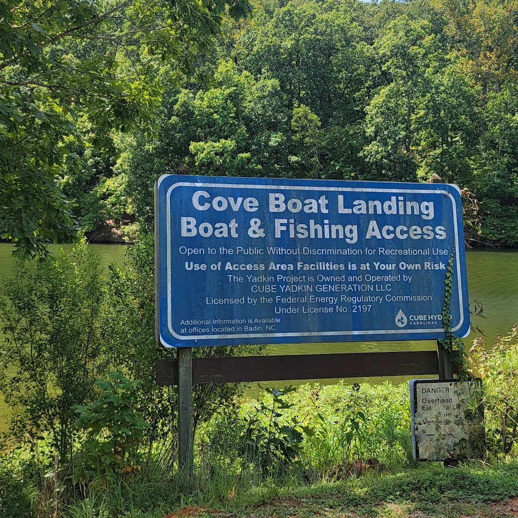 Cove Boat Ramp | 400 Cove Rd, New London, NC 28127, USA | Phone: (910) 576-6391