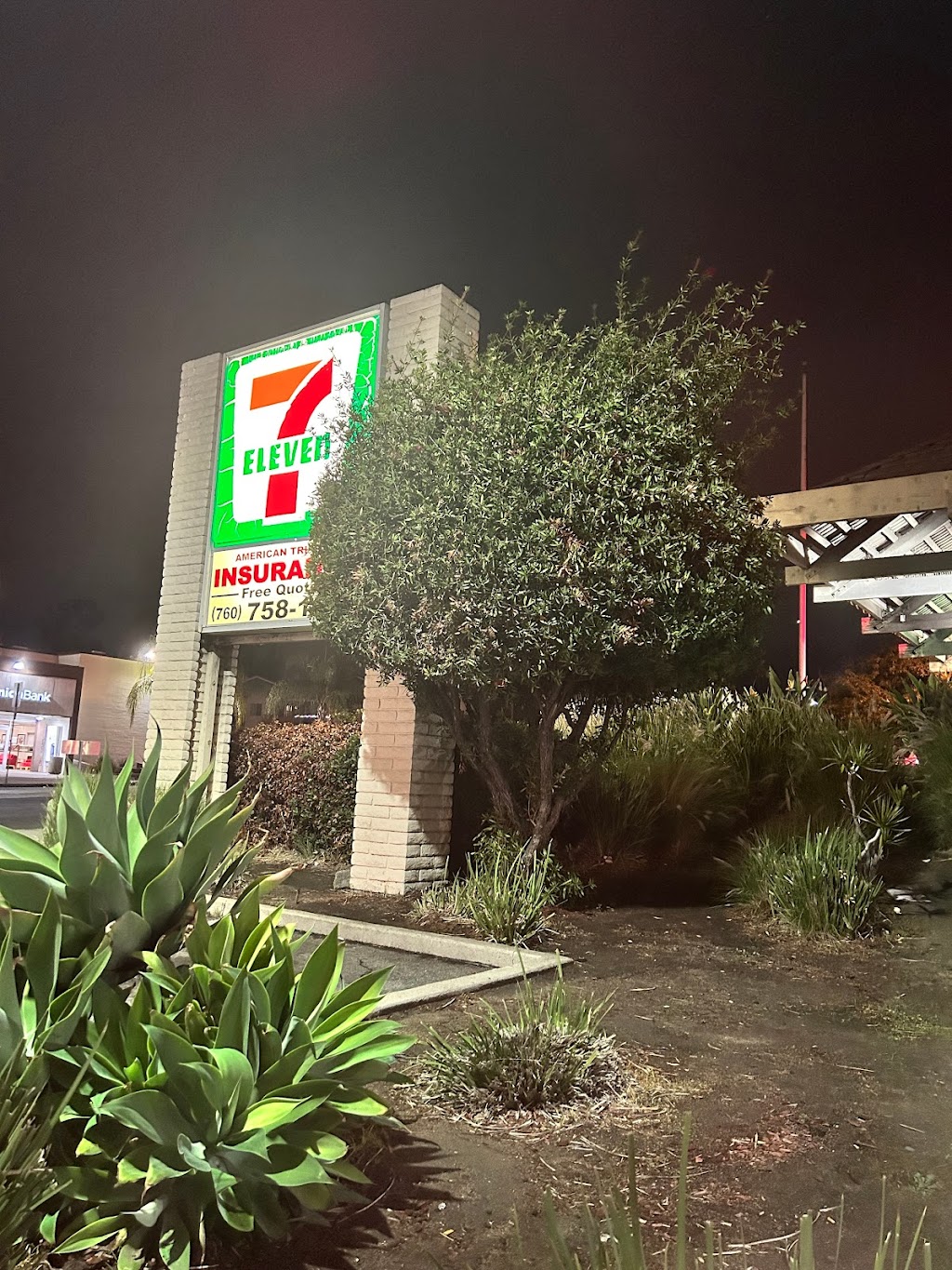 7-Eleven | 902 S Santa Fe Ave, Vista, CA 92084, USA | Phone: (760) 724-1461