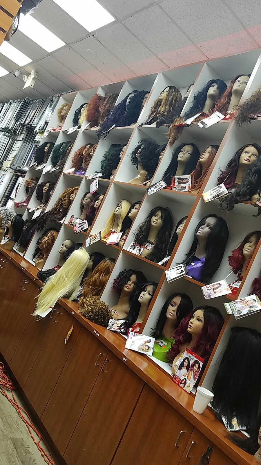 Jenny Beauty Supply | 6322 Meadowbrook Dr, Fort Worth, TX 76112, USA | Phone: (817) 492-4555