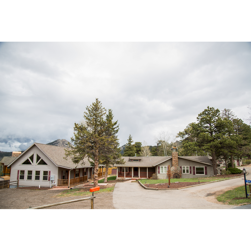 The Rustic Acre | 650 S St Vrain Ave, Estes Park, CO 80517, USA | Phone: (970) 500-1478