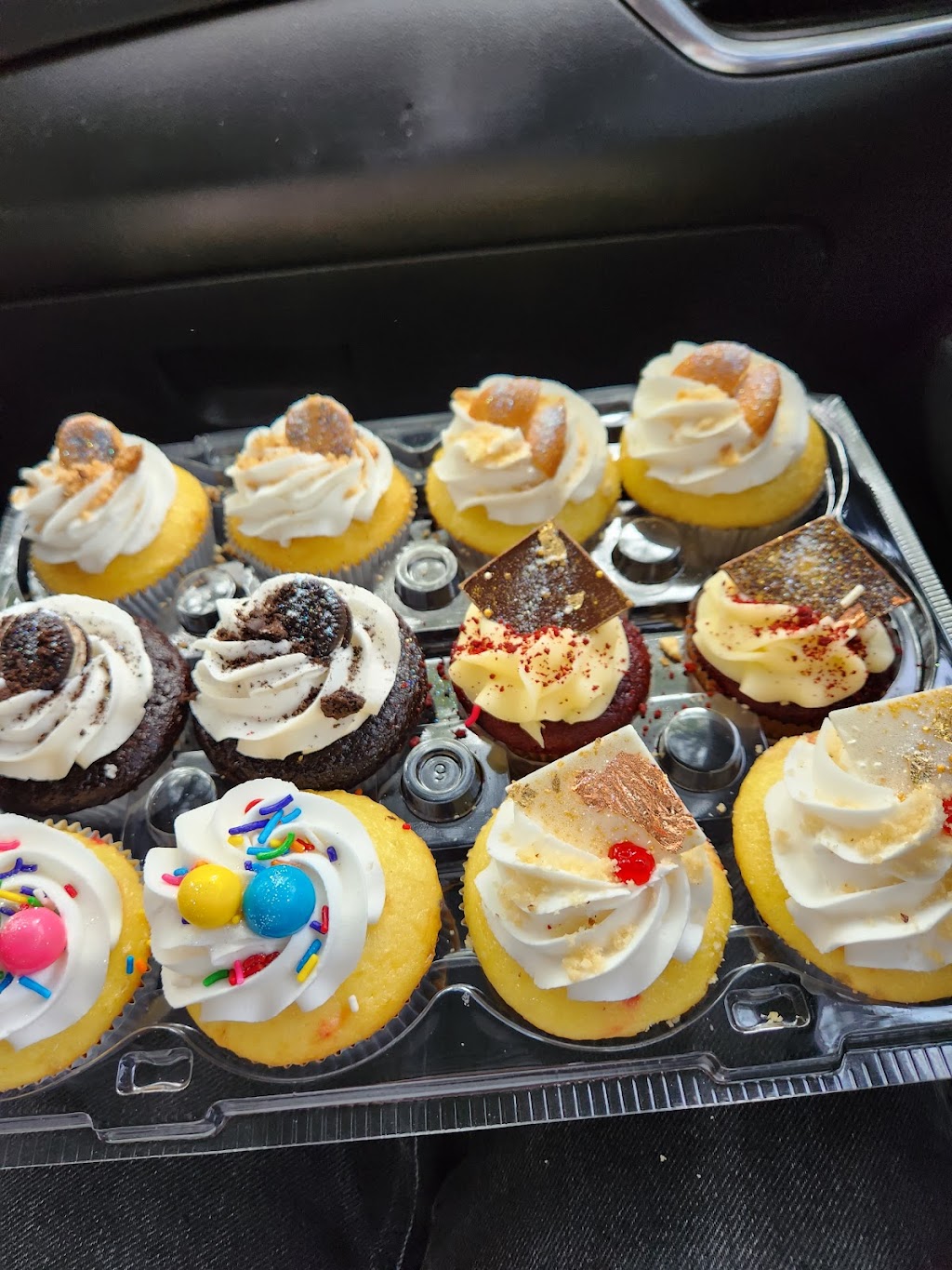 2Morrows Cakes | 2930 N Forbes Rd, Plant City, FL 33565, USA | Phone: (727) 953-0508