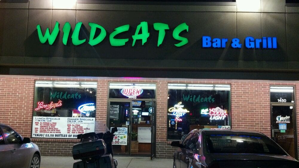 Wildcats Bar & Grill | 1448 Yankee Doodle Rd, Eagan, MN 55121, USA | Phone: (651) 452-2475