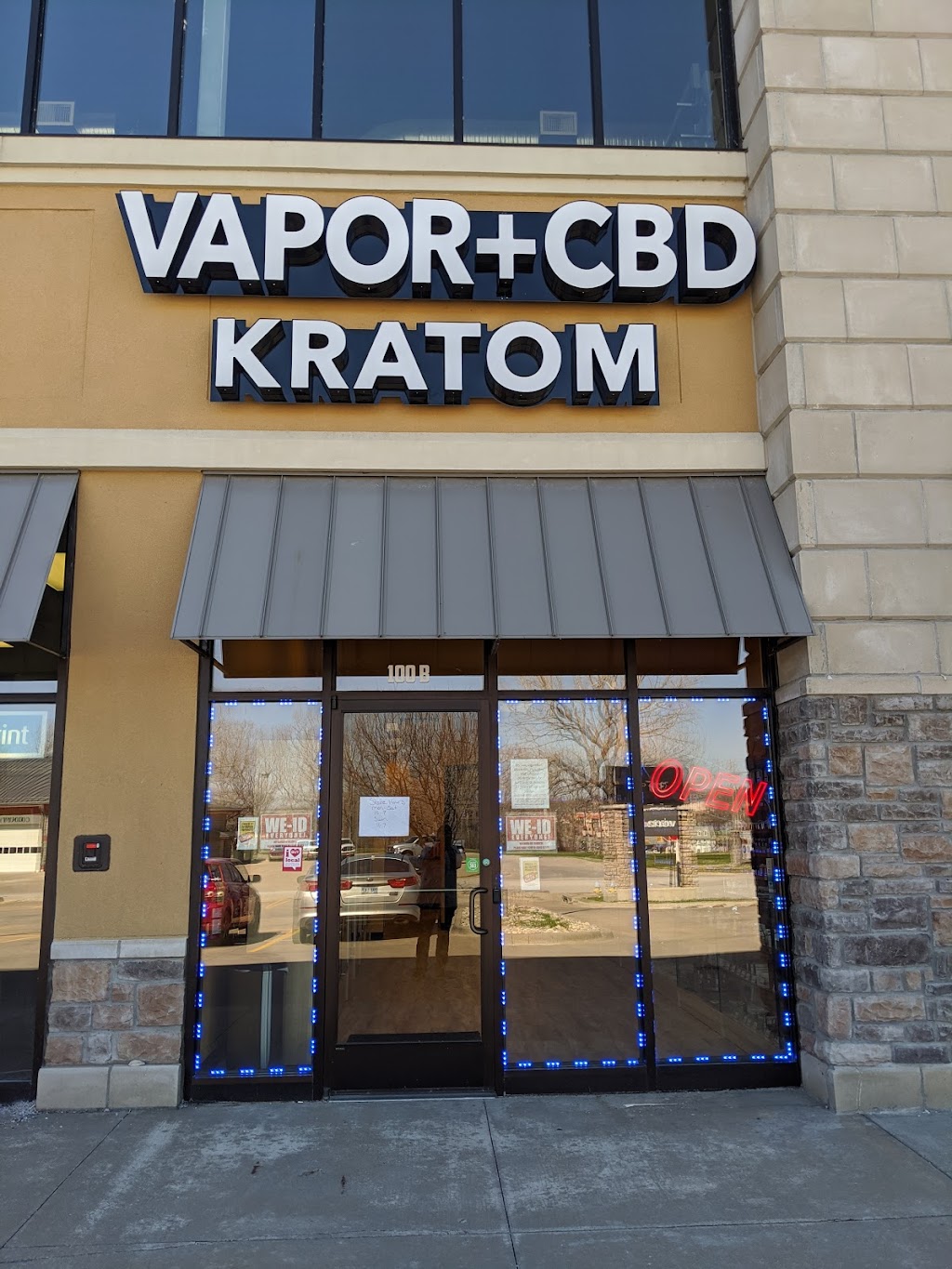 Vapor + CBD | 100 E Kansas St Suite B-100, Lansing, KS 66043, USA | Phone: (913) 675-7111