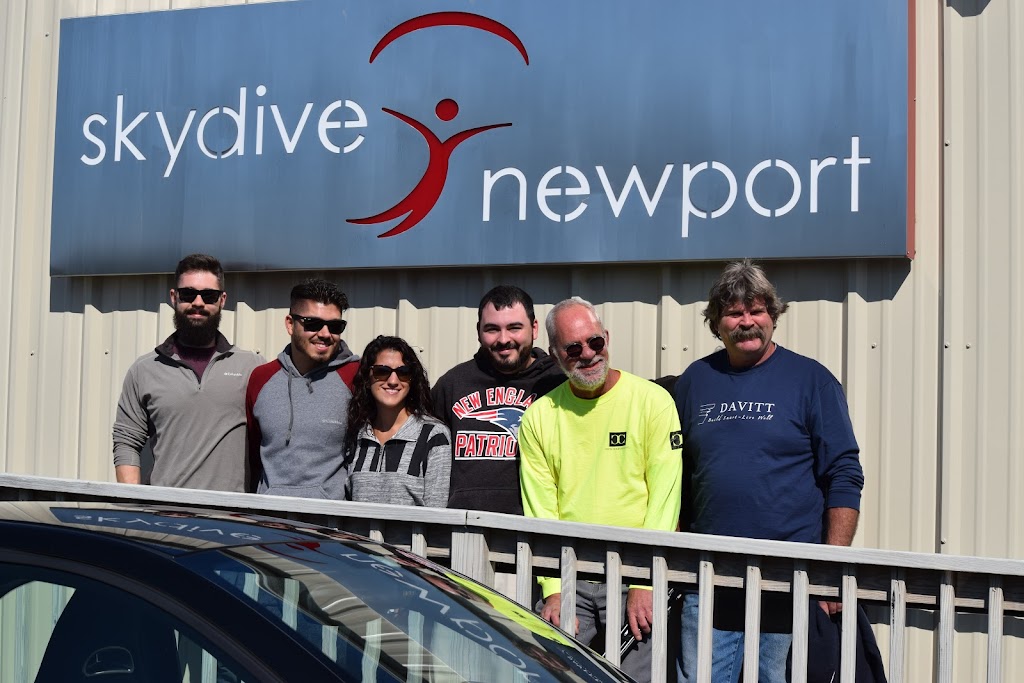 Skydive Newport | 211 Airport Access Rd, Middletown, RI 02842, USA | Phone: (401) 845-0393