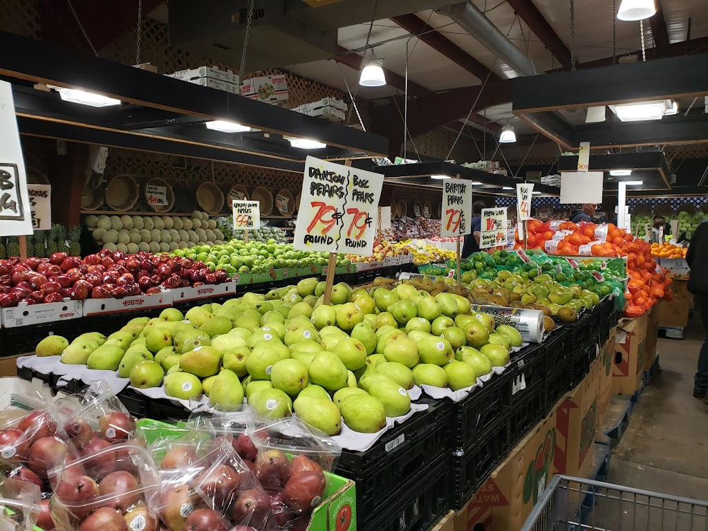 Ciolino Fruit & Vegetable Market | 6750 Lewis Ave, Temperance, MI 48182, USA | Phone: (734) 847-4140