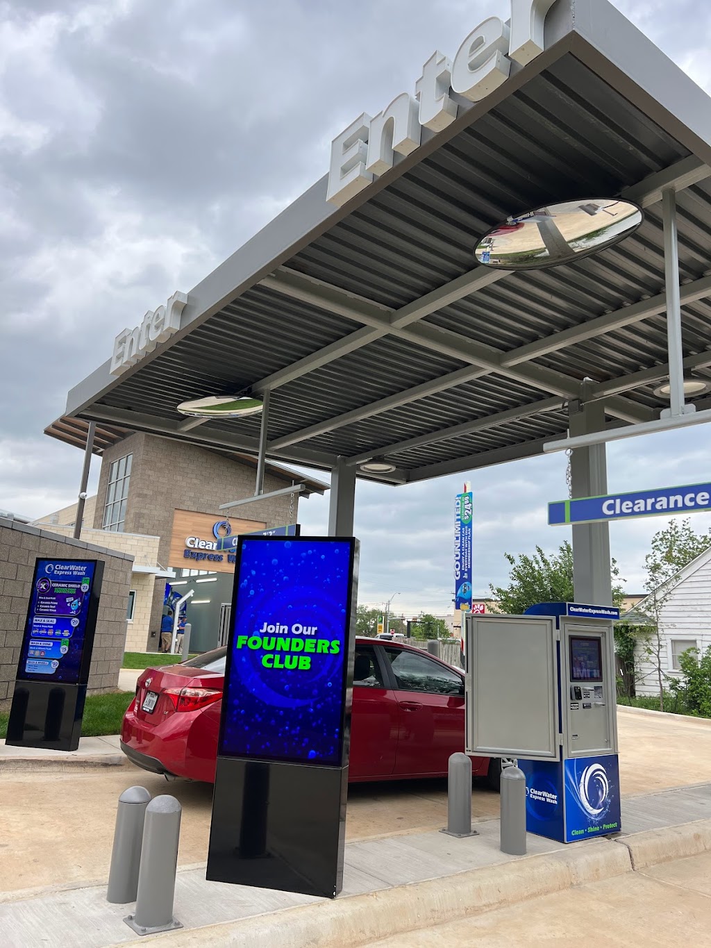ClearWater Express Wash | 809 W Henderson St, Cleburne, TX 76033, USA | Phone: (936) 588-5780